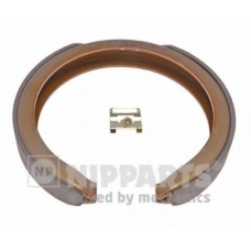 N3500401 NIPPARTS Комплект тормозных колодок, стояночная тормозная с