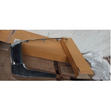 6407A335 MITSUBISHI Молдинг бампера хромированный левый верхний.