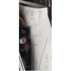 6407A337 MITSUBISHI Молдинг бампера хромированный левый нижний.