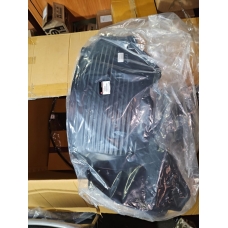 5370C288 MITSUBISHI Подкрылок передний  правый, передняя часть W/AIRDAM KS21---